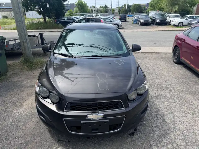 Chevrolet Sonic LT Manual Sedan 201463417673201539121