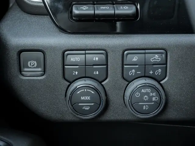 2025 Chevrolet SILVERADO 2500HD High Country- Diesel | Power Ret in Cars & Trucks in Markham / York Region - Image 19