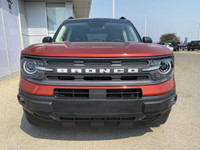 CLEAN CARFAX ONE OWNER, Heated Front Seats, Back up Camera, NAVIGATION, Leather Wrapped Steering Whe... (image 6)