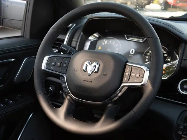 2025 Ram 1500 Laramie 4x4, 22 Inch Wheels, 33 Inch Tires in Cars & Trucks in Calgary - Image 14