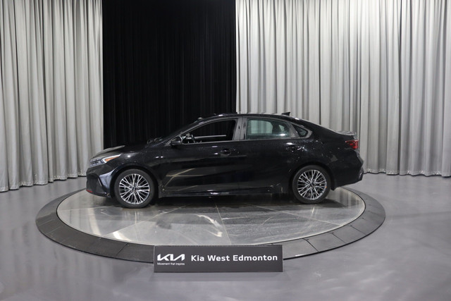 2023 Kia Forte GT-Line Heated/Cooled Leather / 10.25" Display... in Cars & Trucks in Edmonton - Image 3
