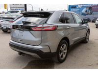 CLEAN CARFAX, NICE VEHICLE! - Backup Camera - Bluetooth - Apple CarPlay & Android Auto - Heated Seat... (image 8)