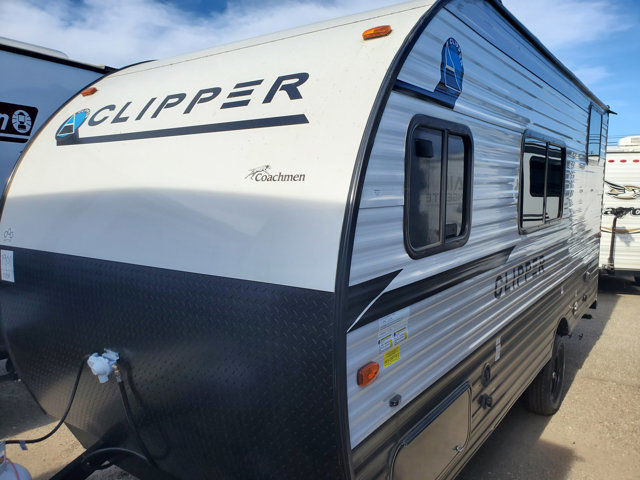  2022 COACHMEN CLIPPER ULTRA-LITE 17BH in Cars & Trucks in Houston - Image 2