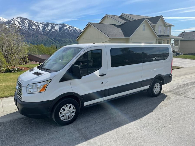 2015 Ford Transit Wagon T-350 XLT 12 PASSENGER-EXTENDED LOW ROOF in Cars & Trucks in City of Toronto
