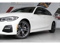 2021 BMW 3 Series 330e xDrive AWD 8-Speed Automatic 2.0L 4-Cylinder EXTERIOR - MINERAL WHITE METALLI... (image 1)