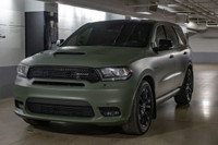 This Dodge Durango has a powerful Regular Unleaded V-8 5.7 L/345 engine powering this Automatic tran... (image 3)