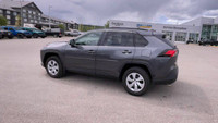 All Wheel Drive. Cloth Interior. Touchscreen. Bluetooth. Rear View Backup Camera. Heated Front Seats... (image 6)