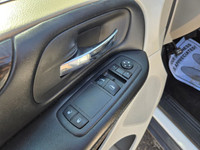 GREAT CONDITION WHITE PEARL ON BLACK SEVEN PASSENGER DODGE MINIVAN W/ EXCELLENT MILEAGE, EQUIPPED WI... (image 8)