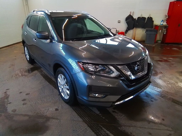  2019 Nissan Rogue SV! AUTO START! HEATED SEATS! in Cars & Trucks in Moncton