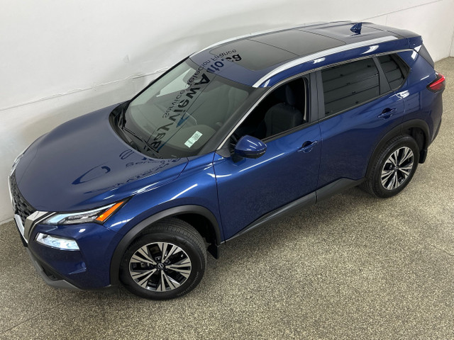 2023 Nissan Rogue SV Moonroof SV/AWD/PANO ROOF/23KM/OFF 1 OWN... in Cars & Trucks in Belleville - Image 2