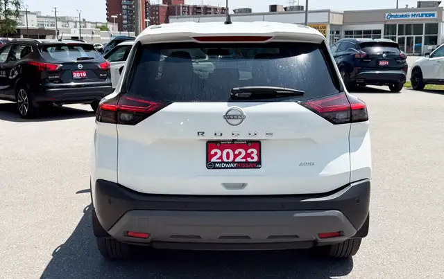 2023 Nissan Rogue S in Cars & Trucks in Oshawa / Durham Region - Image 8