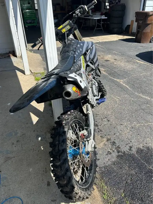 2020 YAMAHA YZ450F-BLACK! in Dirt Bikes & Motocross in Dartmouth - Image 5