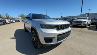 This Jeep Grand Cherokee L is equipped with: Capri Leatherette Seats, Heated front seats, Heated rea... (image 5)