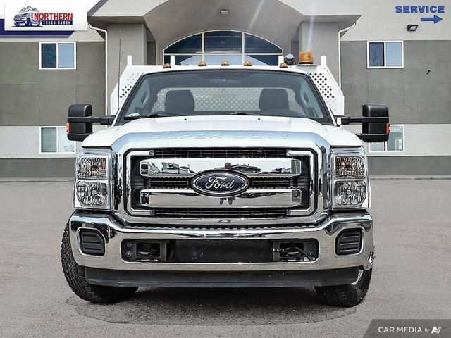 2012 Ford F-350 Chassis XLT REGULAR CAB FLAT DECK UTILITY TRUCK in Cars & Trucks in Edmonton - Image 2