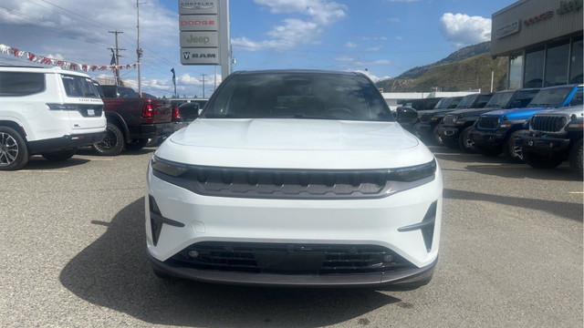 2024 Jeep Wagoneer S Launch Edition - Fast Charging in Cars & Trucks in Kamloops - Image 2