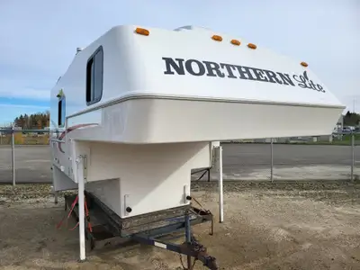 2023 Northern Lite Sportsman Plus 9.6 Truck Camper Off-Grid Adventure, Anywhere!The 2023 Northern Li...