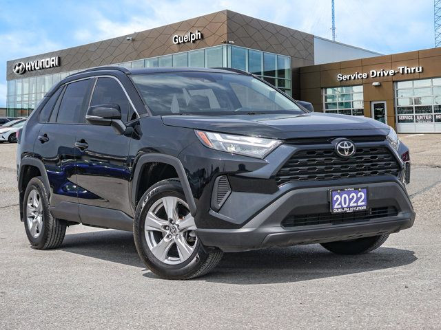 2022 Toyota RAV4 XLE AWD | One Owner! | Sunroof in Cars & Trucks in Guelph