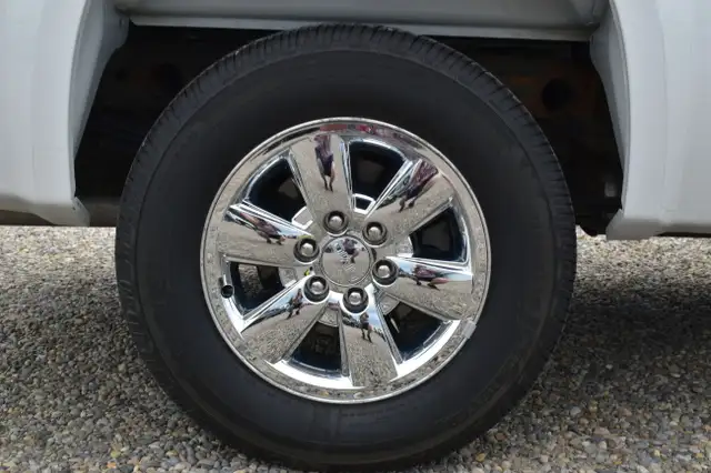 2012 GMC Sierra 1500 ***RARE HYBRID, ONLY HAS 61,000KM*** dans Autos et camions dans Calgary - Image 13