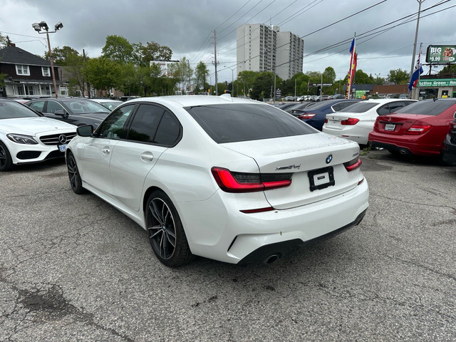 2020 BMW 3 Series 330i | M-Package | xDrive in Cars & Trucks in City of Toronto - Image 4
