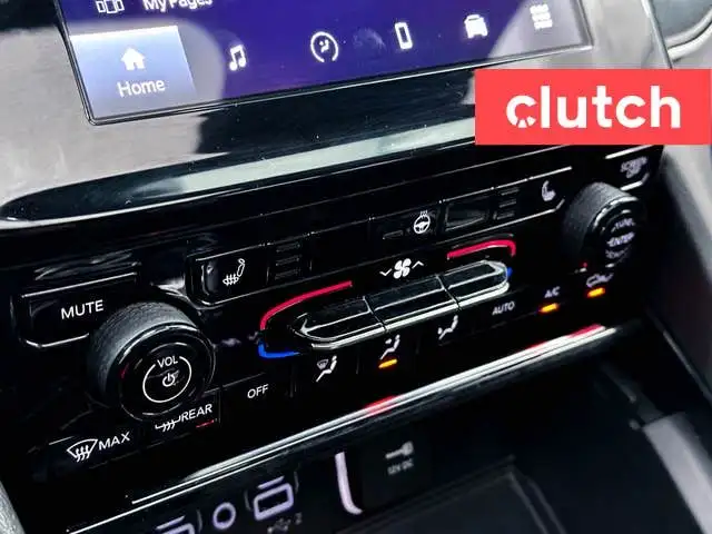 2023 Jeep Grand Cherokee Altitude 4x4 w/ Apple CarPlay, Heated F dans Autos et camions dans Ottawa - Image 34