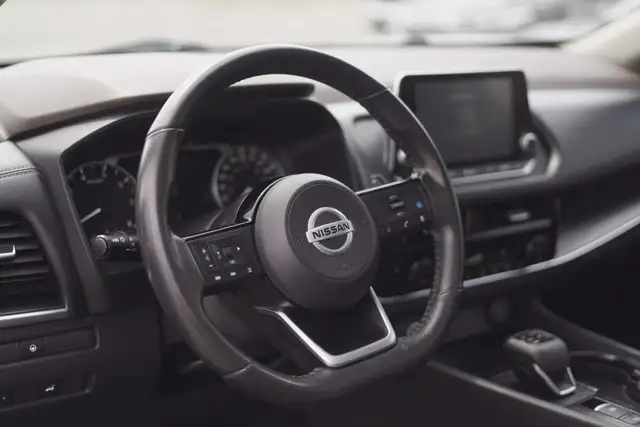 2021 Nissan Rogue SV AWD, Panoramic roof, Electric Seats, Apple  in Cars & Trucks in Mississauga / Peel Region - Image 14