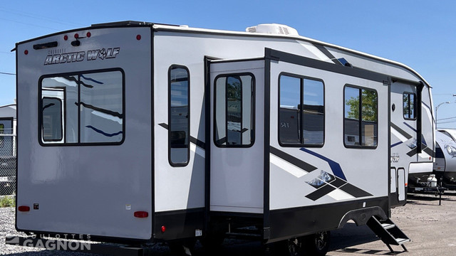 2023 Arctic Wolf 291 RL Fifth Wheel in Travel Trailers & Campers in Lanaudière - Image 3