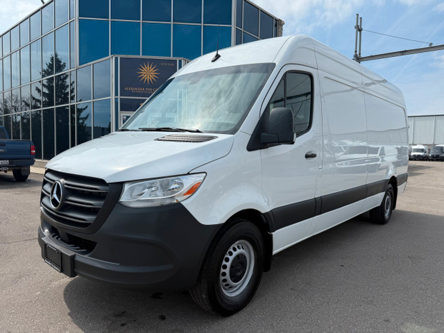2020 Mercedes-Benz Sprinter Cargo Van Mercedes SPRINTER 2500- CA in Cars & Trucks in Oakville / Halton Region