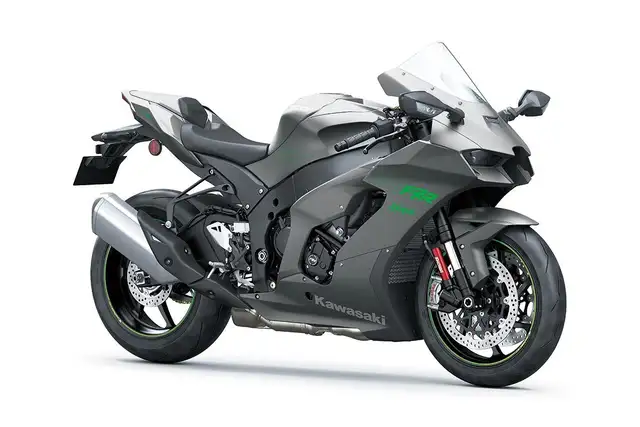 2025 KAWASAKI NINJA ZX-10RR in Sport Touring in Laval / North Shore - Image 3