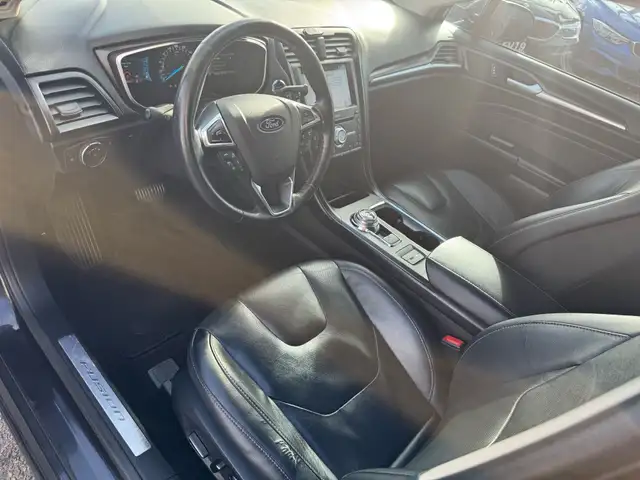 2019 Ford Fusion Hybrid Titanium, Hybrid, Navi, Sunroof, Camera, in Cars & Trucks in Mississauga / Peel Region - Image 14