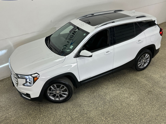 2022 GMC Terrain SLT SLT/AWD/ROOF/LEATHER/16KM! in Cars & Trucks in Belleville - Image 2