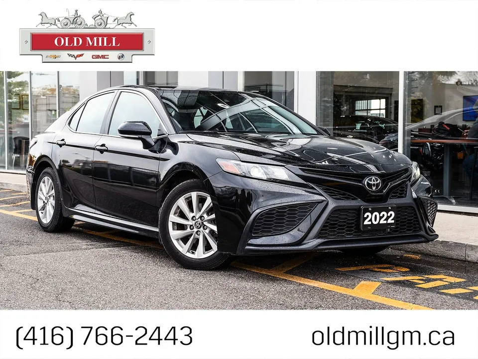 2022 Toyota Camry SE CLEAN CARFAX | LEATHER | HEATED SEATS AN...