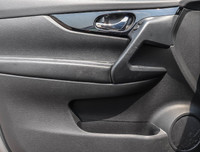 Engine: 4 Cylinder Engine 2.0L L/100Km City: 9.0 L/100Km Hwy: 7.6 Safety Equipment ABS And Driveline... (image 6)