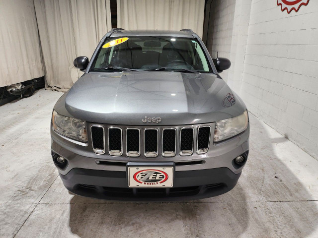 2012 Jeep Compass in Cars & Trucks in Windsor Region - Image 2