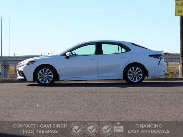 2021 TOYOTA CAMRY SE | AWD | LEATHER | DRIVE ASSIT PACK in Cars & Trucks in Calgary - Image 2