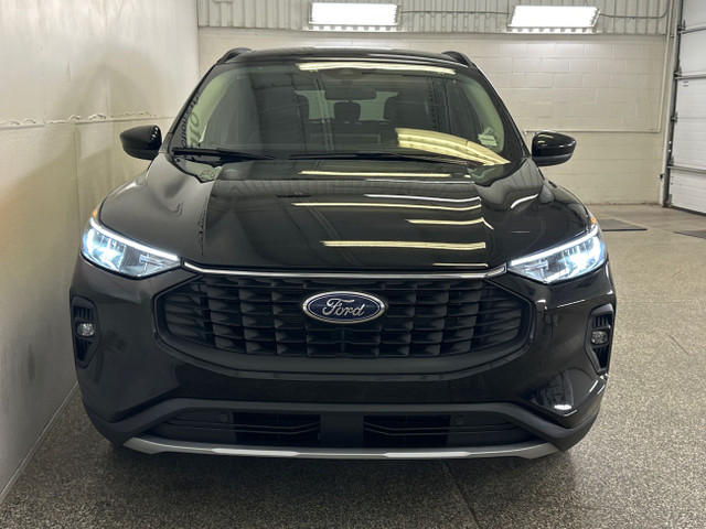 2023 Ford Escape PHEV PHEV/PLUG-IN/PANOROOF/NAVIGATION/16KM! in Cars & Trucks in Belleville - Image 2