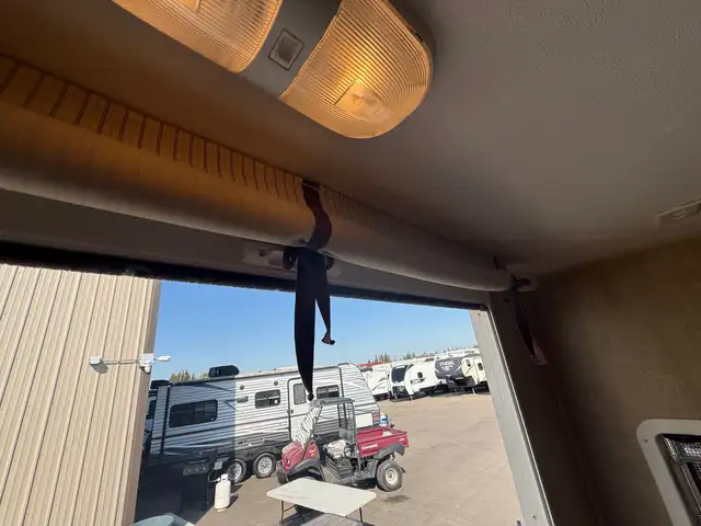 2014 KZ MXT 160 Toy Hauler in Travel Trailers & Campers in St. Albert - Image 28