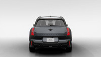 Le tout nouveau *MINI Countryman John Cooper Works 2025* est aussi audacieux et aventurier que vous.... (image 4)