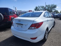 GARANTIE 1 ANS CREDIT DIRECT EN LIGNE AU WWW.AUTO-INTERNET.CA WOW 2012 HYUNDAI ACCENT AUTOMATIQUE GR... (image 5)