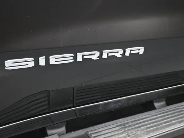 2023 GMC Sierra 1500 X31 OFFROAD 17" Steel Wheels, Pro Safety Su in Cars & Trucks in City of Halifax - Image 17