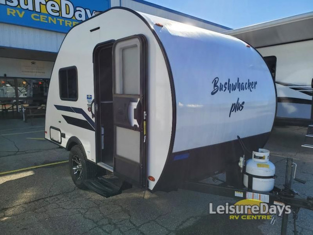 2022 Braxton Creek Bushwhacker Plus 15 FK in Travel Trailers & Campers in Ottawa