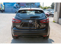 CLEAN CARFAX, ONE OWNER! - Leather Interior - Heated Seats - Heated Steering Wheel - Sirius XM Radio... (image 7)