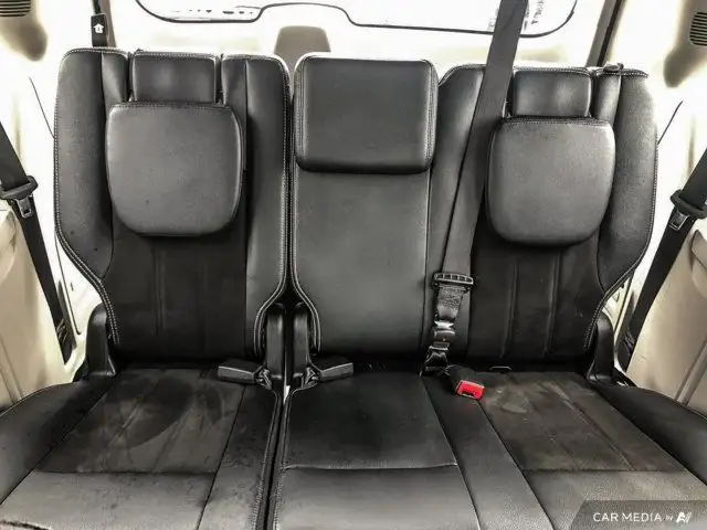 2019 Dodge Grand Caravan SXT Premium Plus | DVD Entertainment in Cars & Trucks in Calgary - Image 30