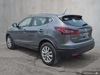 Former Daily Rental Maximize your daily driving pleasure in Ottawa with this 2022 Nissan Qashqai SV,... (image 2)