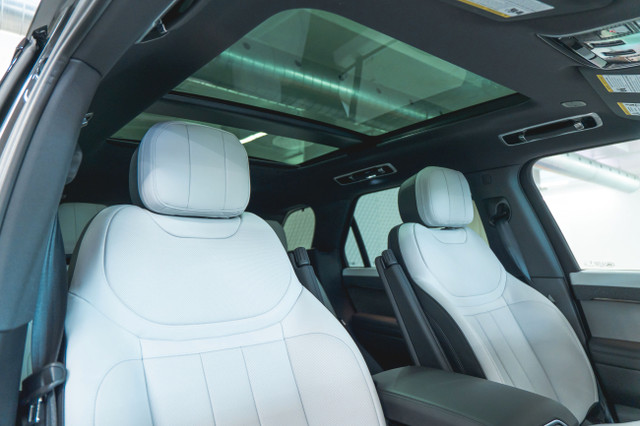 2025 Land Rover Range Rover Sport P400 Dynamic HSE *ADAPT CRUISE in Cars & Trucks in Laval / North Shore - Image 3