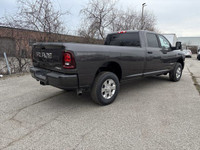 TIRES: LT275/70R18E BSW ALL-SEASON (STD),REMOTE START SYSTEM,MOPAR FRONT & REAR ALL-WEATHER FLOOR MA... (image 3)