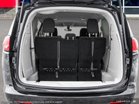 This Chrysler Grand Caravan has a trusty Regular Unleaded V-6 3.6 L/220 engine powering this Automat... (image 8)