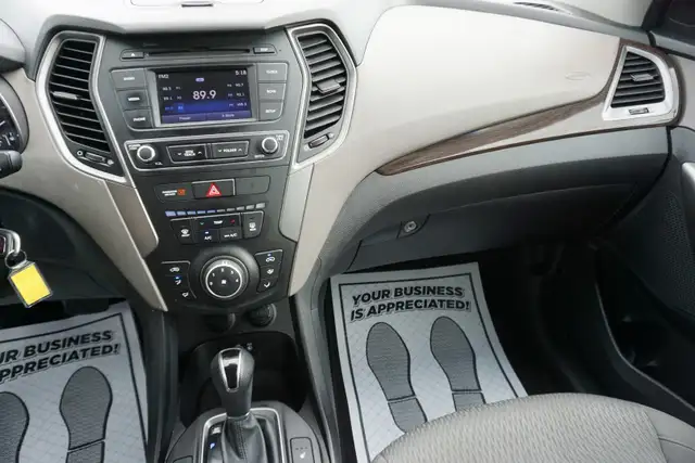 2018 Hyundai Santa Fe in Cars & Trucks in Oakville / Halton Region - Image 12