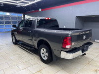 5.7L V8 Heated exterior mirrors Automatic headlights Full-size spare tire Chrome appearance package... (image 6)