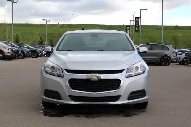 2016 Chevrolet Malibu Limited LT dans Autos et camions dans Calgary - Image 5