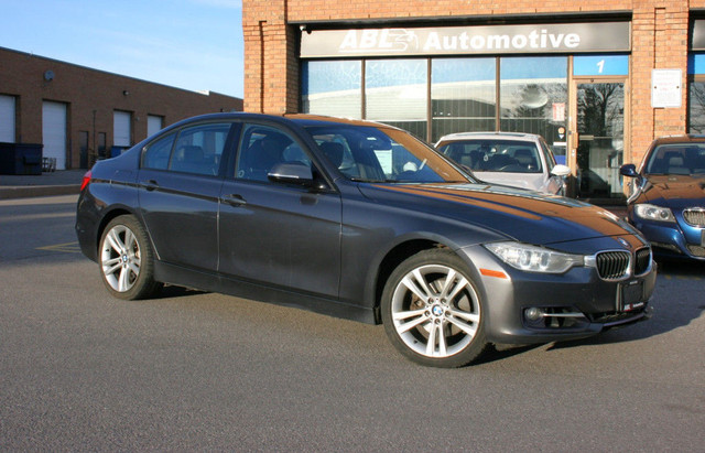 2013 BMW 3 Series 4dr Sdn 328i xDrive AWD in Cars & Trucks in Markham / York Region